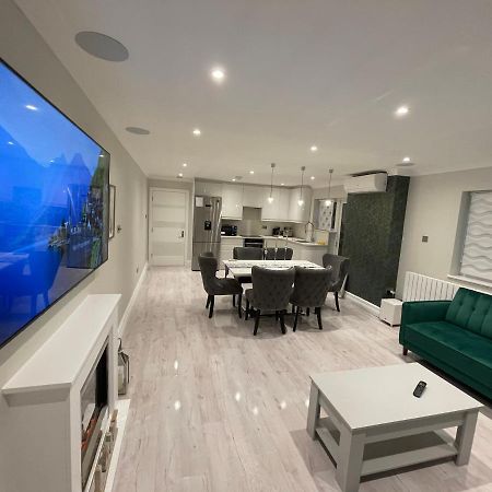 Luxury House Greenford (Greater London) Exterior foto