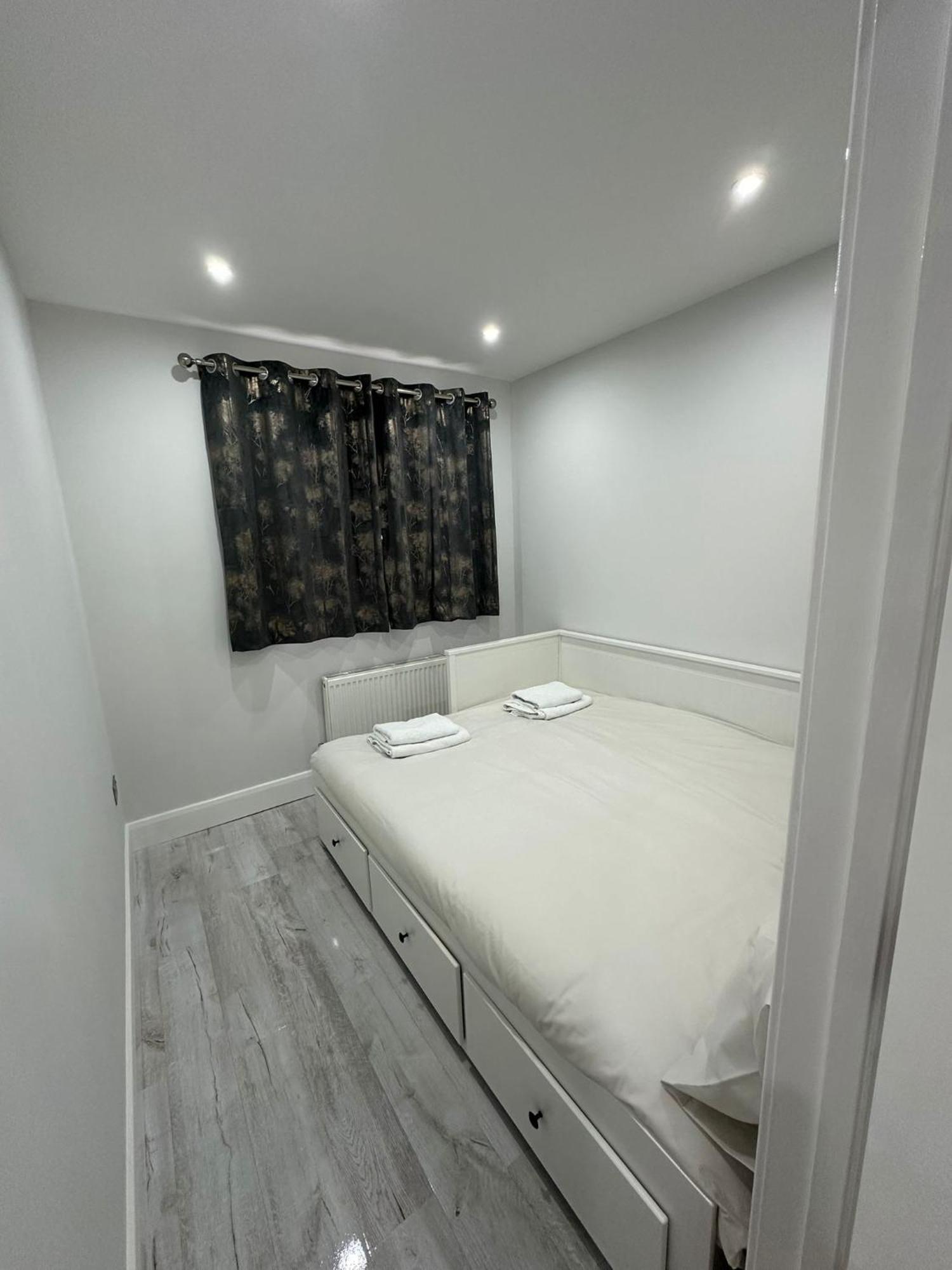 Luxury House Greenford (Greater London) Exterior foto
