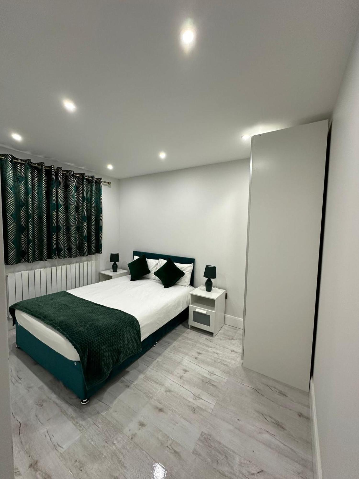 Luxury House Greenford (Greater London) Exterior foto