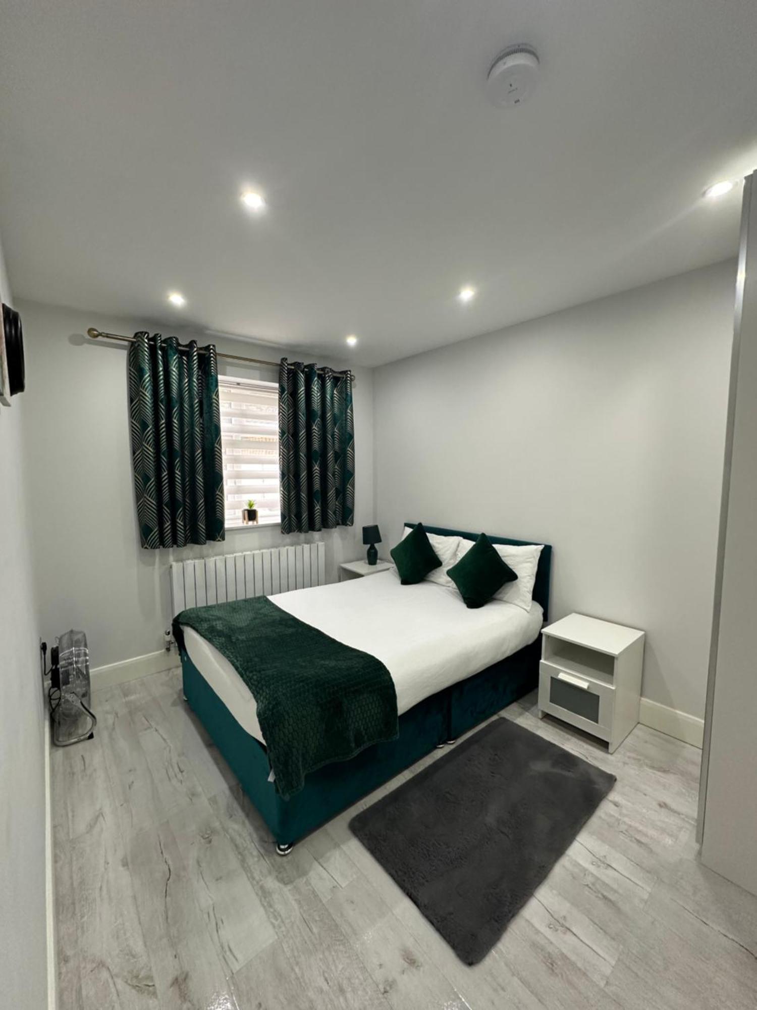 Luxury House Greenford (Greater London) Exterior foto